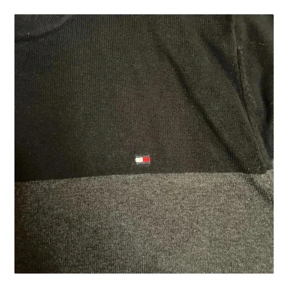 Tommy Hilfiger Cotton Crewneck Black Gray Preppy Light Sweater Men’s size M - Picture 4 of 10